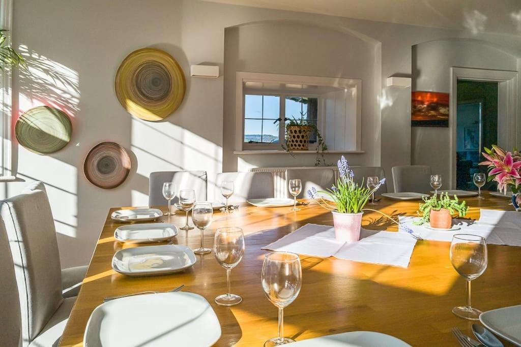 Villa The Beach House-Devon- On The Beach- Sleeps 20 à Exmouth Extérieur photo