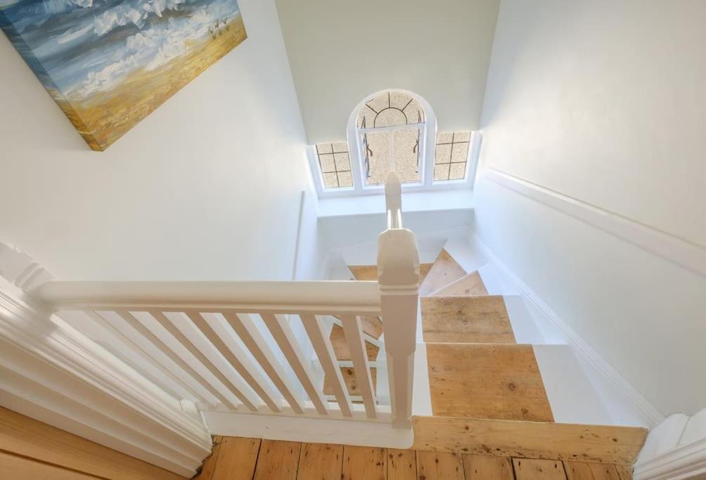 Villa The Beach House-Devon- On The Beach- Sleeps 20 à Exmouth Extérieur photo