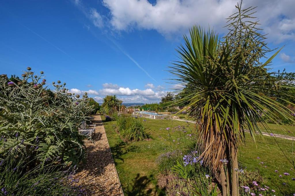 Villa The Beach House-Devon- On The Beach- Sleeps 20 à Exmouth Extérieur photo